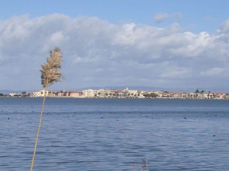 Blick über die Lagune auf Orbetello